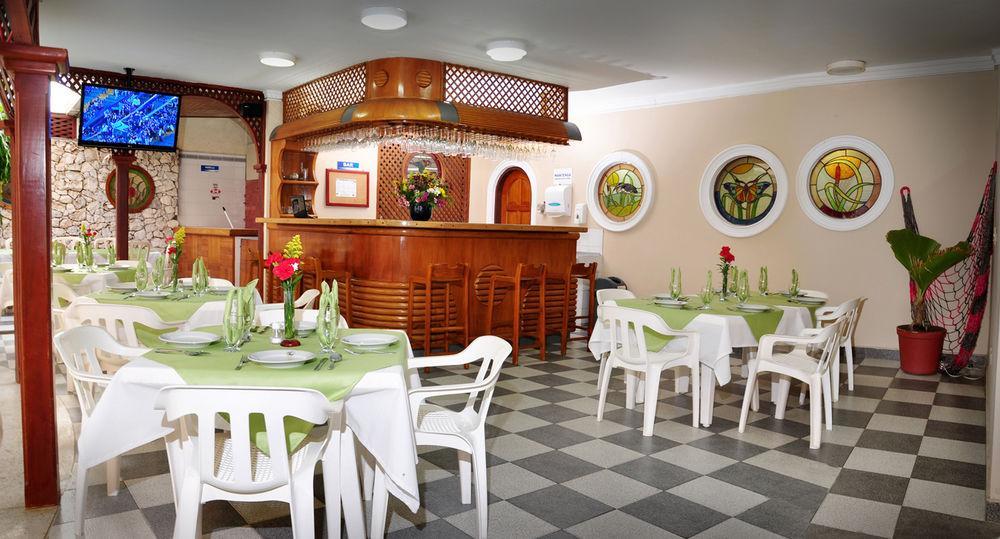 La Riviera 3*